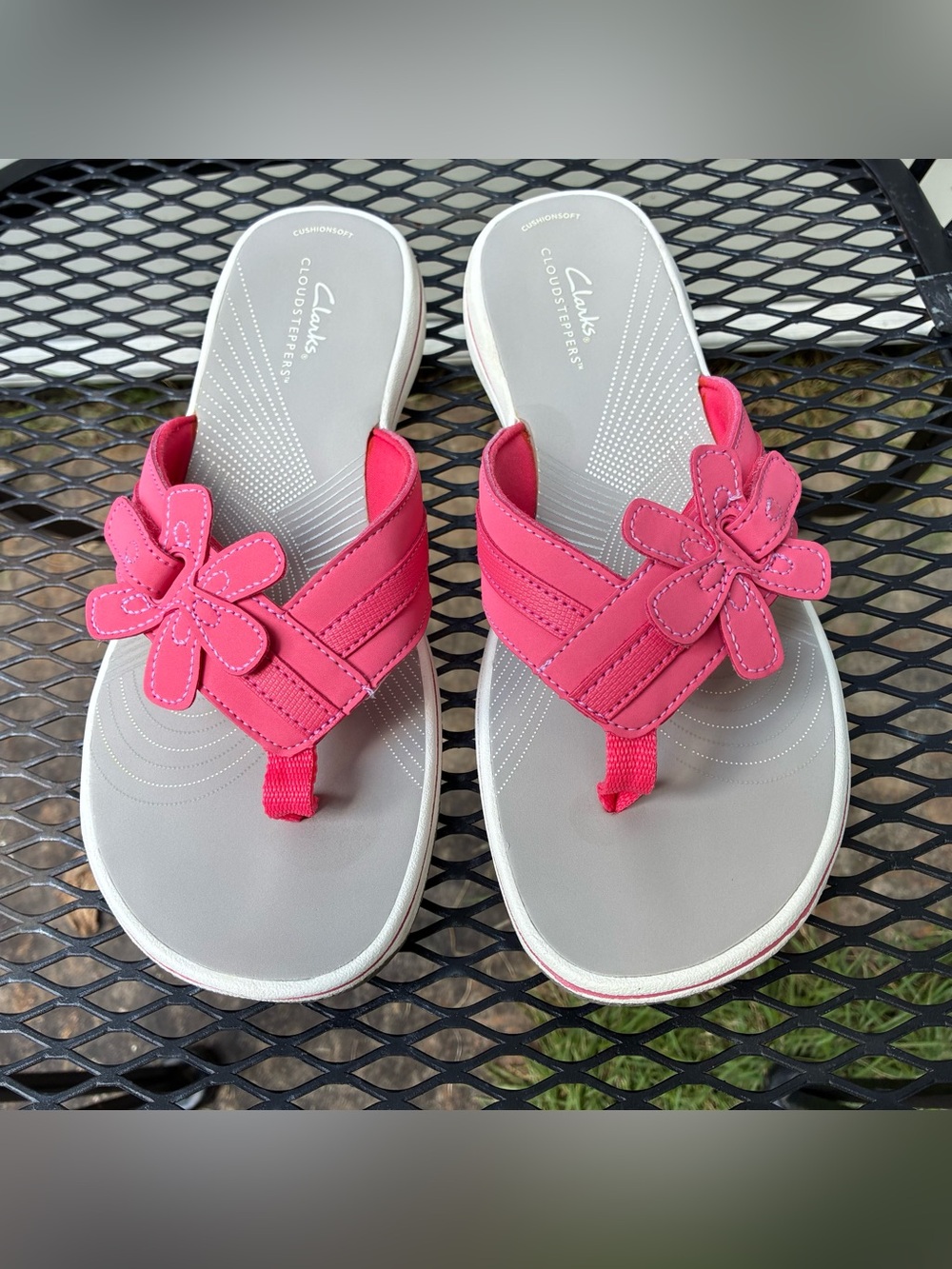 Clarks CloudSteppers Brinkley Flora Pink Sandals Sz 9 Slippers - Picture 12 of 15
